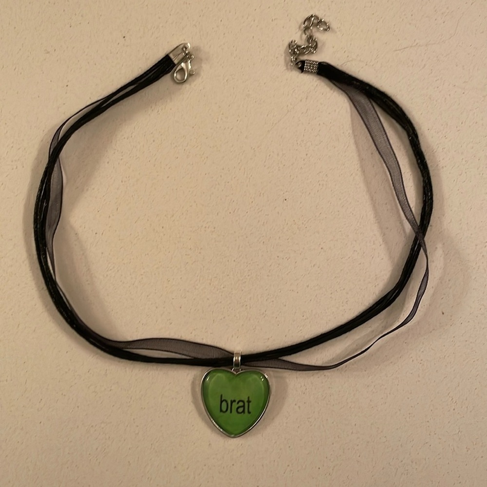 BRAT Choker 💚